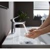 Hansgrohe Talis E páková umývadlová batéria 110 s výpusťou s tiahlom matná biela 71710700